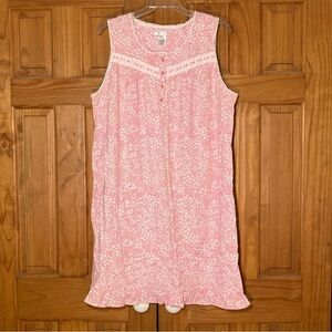 NWOT Pink K Nightgown Housecoat Size XL